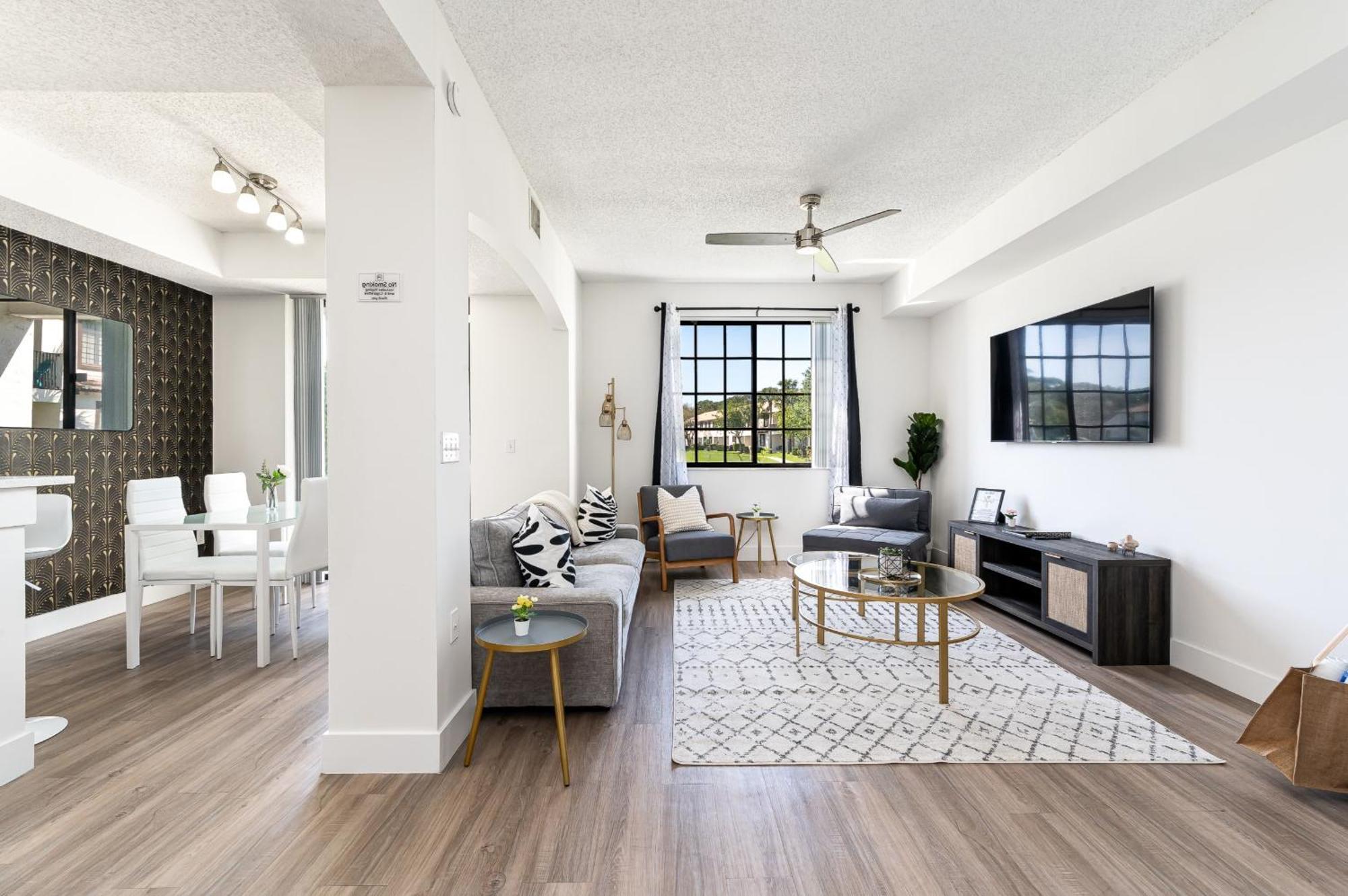 Newly Renovated Townhome With King Bed Delray Beach Εξωτερικό φωτογραφία