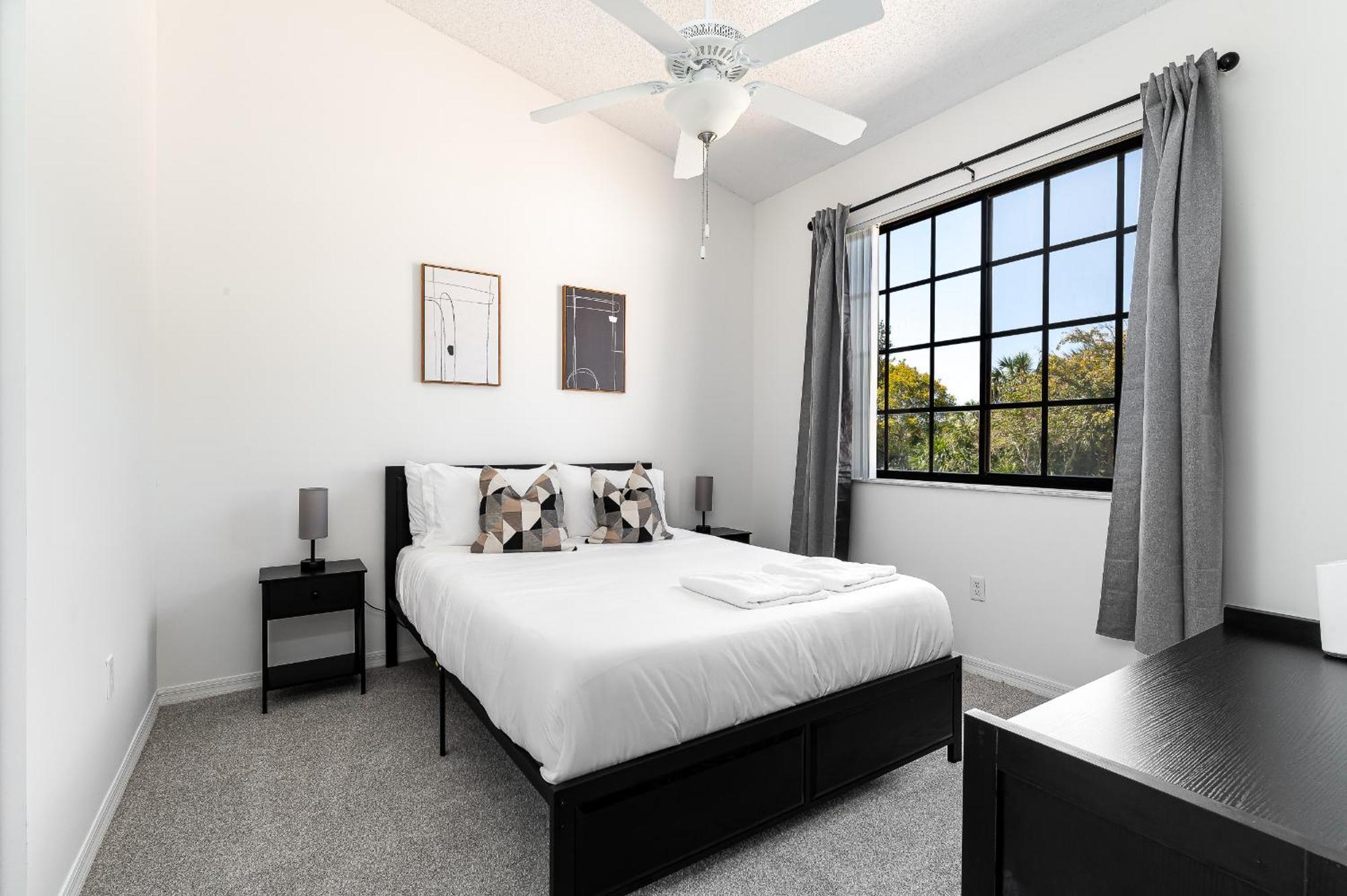 Newly Renovated Townhome With King Bed Delray Beach Εξωτερικό φωτογραφία