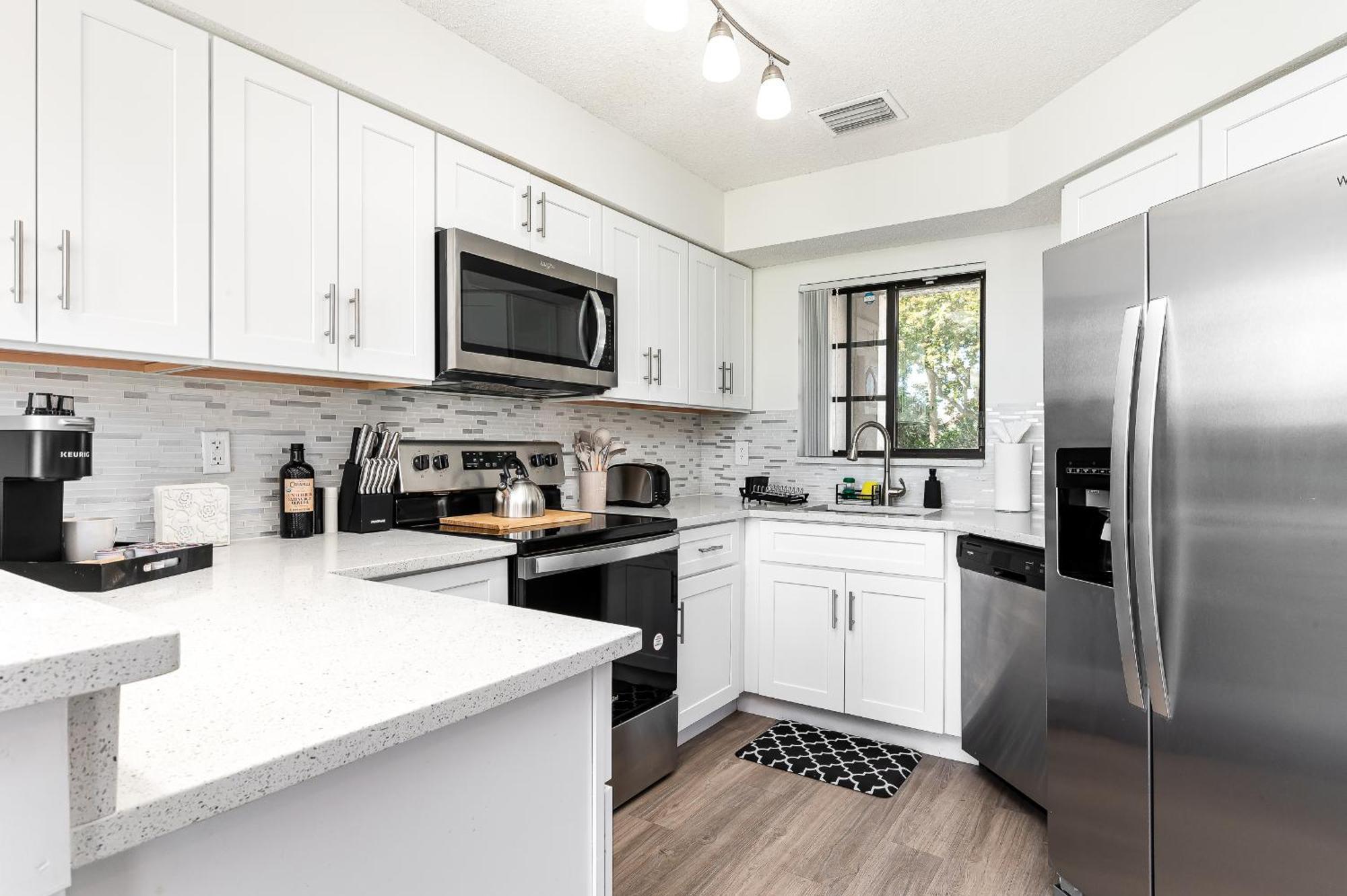 Newly Renovated Townhome With King Bed Delray Beach Εξωτερικό φωτογραφία