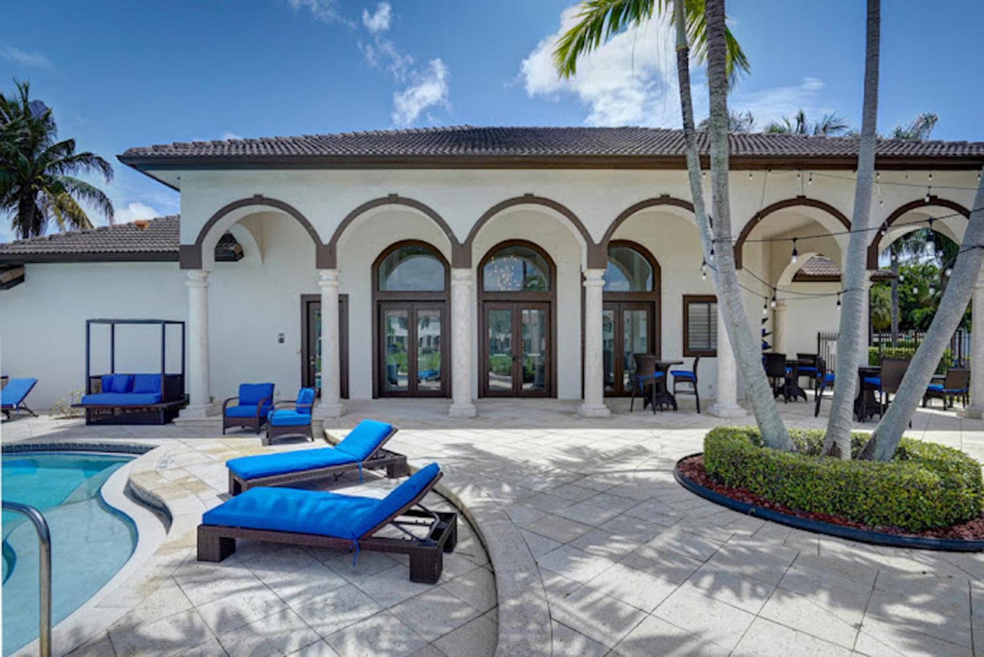 Newly Renovated Townhome With King Bed Delray Beach Εξωτερικό φωτογραφία
